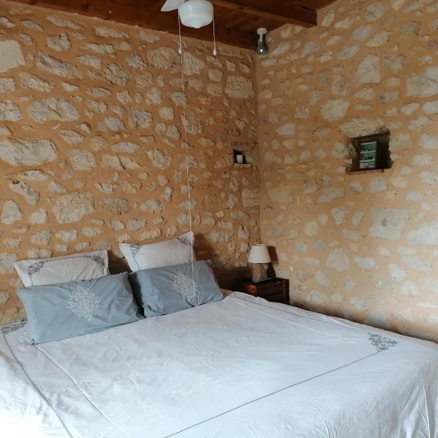 Le Marronnier Apartment Saint-Vincent-de-Pertignas Екстериор снимка